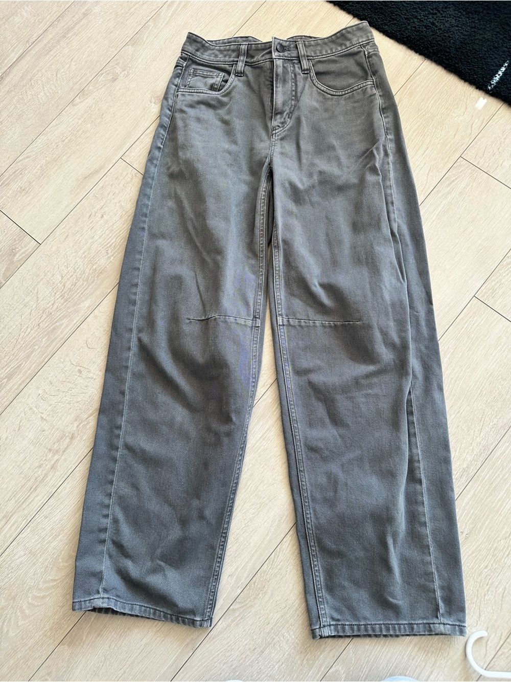 TNA Light Gray High-Rise Jeans, beige/tan + white